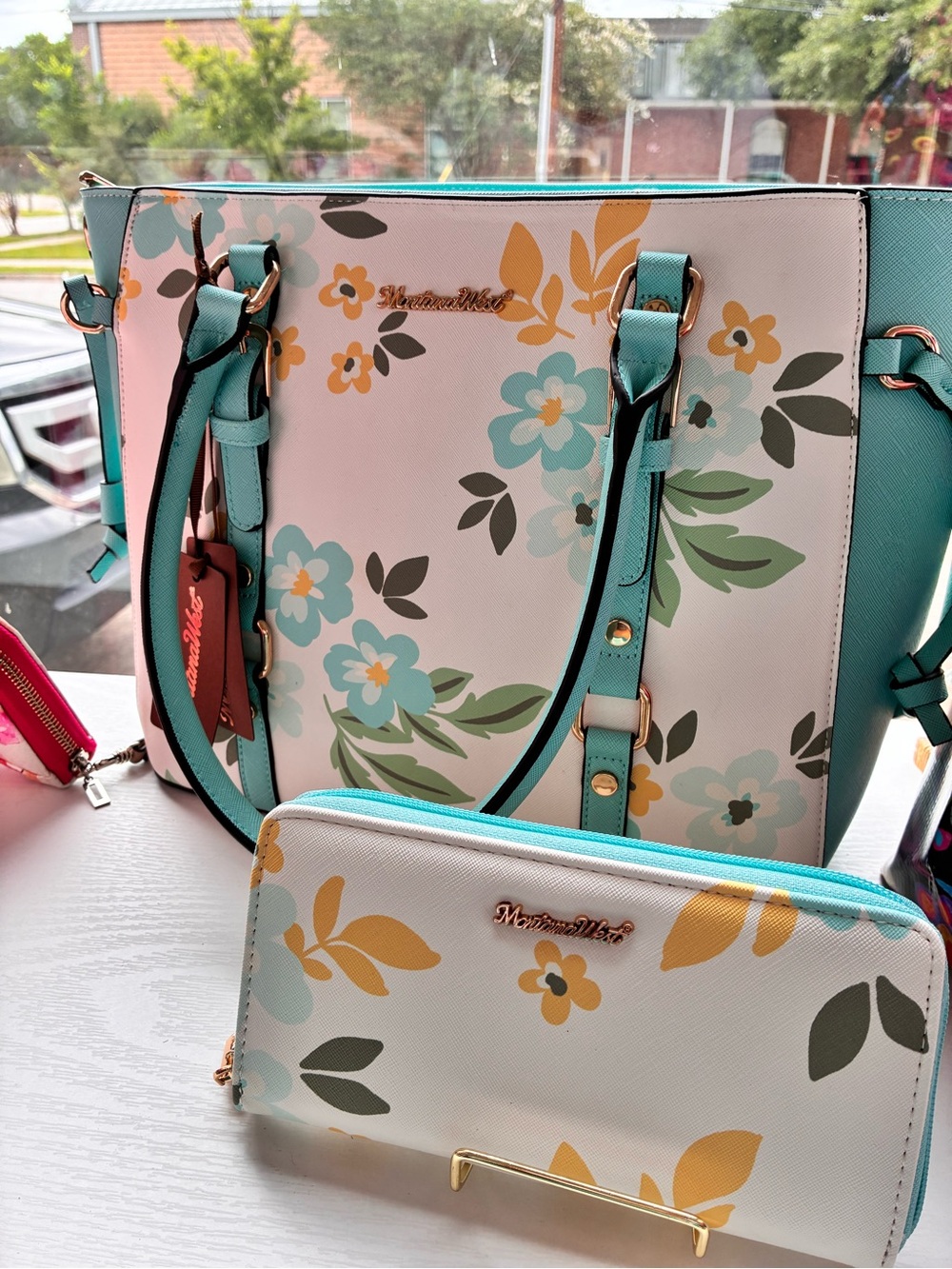 Montana west Floral Tote purse and Zip Wallet in Teal, Yellow, Green, White